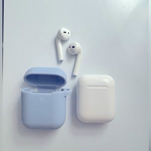 Apple AirPods 2nd Generation
